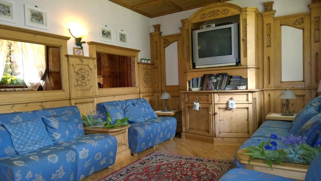 La Felce Bed & Breakfast Carisolo Bagian luar foto
