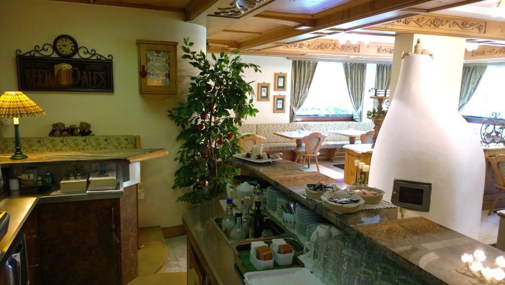 La Felce Bed & Breakfast Carisolo Bagian luar foto